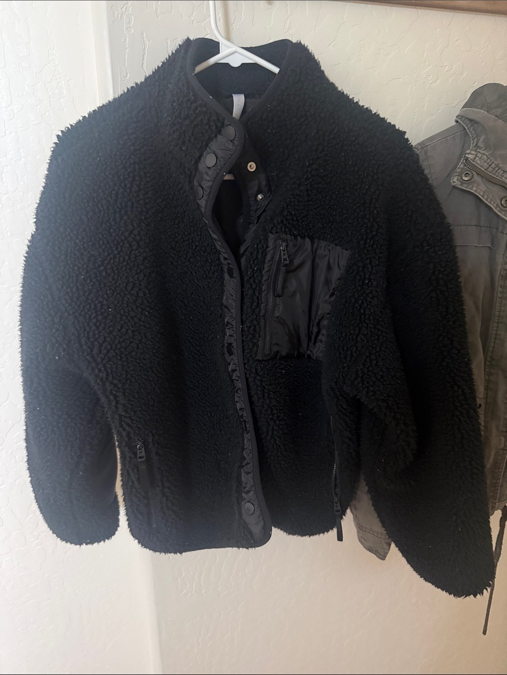 Fabletics Black Sherpa Zip Jacket with Chest Pocket